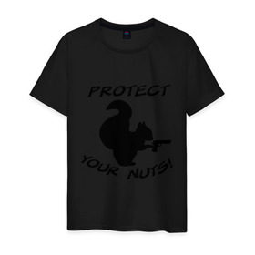 Мужская футболка хлопок с принтом Protect your nuts в Екатеринбурге, 100% хлопок | прямой крой, круглый вырез горловины, длина до линии бедер, слегка спущенное плечо. | белка | белочка | вооруженная | защищай | зверь | орехи | оружие | пистолет | свои