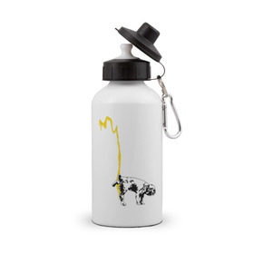 Бутылка спортивная с принтом Peeing dog (Banksy) в Екатеринбурге, металл | емкость — 500 мл, в комплекте две пластиковые крышки и карабин для крепления | Тематика изображения на принте: бульдог | бэнкси | граффити | собака