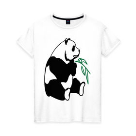 Женская футболка хлопок с принтом Панда и бамбук в Екатеринбурге, 100% хлопок | прямой крой, круглый вырез горловины, длина до линии бедер, слегка спущенное плечо | бамбук | животные | панда ест бамбук | панда и бамбук