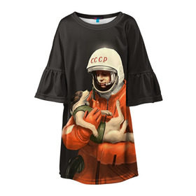 Детское платье 3D с принтом Гагарин в Екатеринбурге, 100% полиэстер | прямой силуэт, чуть расширенный к низу. Круглая горловина, на рукавах — воланы | Тематика изображения на принте: гагарин | космос. россия | поехали | полет | собака | ссср