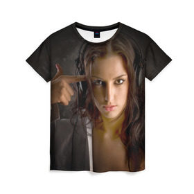 Женская футболка 3D с принтом Девушка в наушниках в Екатеринбурге, 100% полиэфир ( синтетическое хлопкоподобное полотно) | прямой крой, круглый вырез горловины, длина до линии бедер | брюнетка | девушка в наушниках | красивая | модель