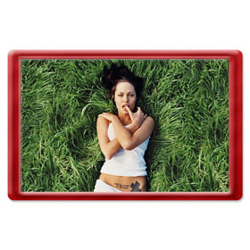 Магнит 45*70 с принтом Джоли Анджелина в Екатеринбурге, Пластик | Размер: 78*52 мм; Размер печати: 70*45 | анджелина | девушка | джоли | лежит | тату