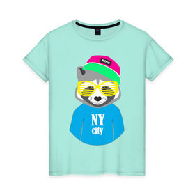 Женская футболка хлопок с принтом Енот в Екатеринбурге, 100% хлопок | прямой крой, круглый вырез горловины, длина до линии бедер, слегка спущенное плечо | city | ny | енот | животные | звери | кепка | очки | серый | хипстер