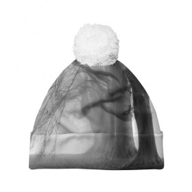Шапка 3D c помпоном с принтом Туман в лесу в Екатеринбурге, 100% полиэстер | универсальный размер, печать по всей поверхности изделия | black   white | fog | forest | morning | photo | silhouette | trees | деревья | лес | силуэт | туман | утро | фото | черно   белое