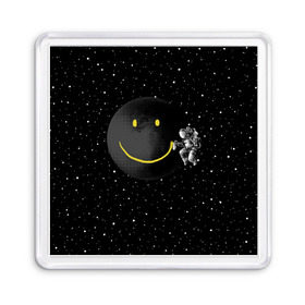 Магнит 55*55 с принтом Лунная улыбка в Екатеринбурге, Пластик | Размер: 65*65 мм; Размер печати: 55*55 мм | astronaut | cosmonaut | cosmos | galaxy | meteor | moon | planet | smile | space | universe | астронавт | вселенная | галактика | звезды | космонавт | космос | луна | смайл | улыбка