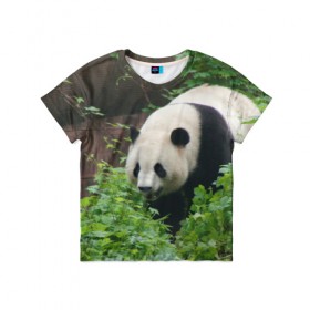 Детская футболка 3D с принтом Панда в лесу в Екатеринбурге, 100% гипоаллергенный полиэфир | прямой крой, круглый вырез горловины, длина до линии бедер, чуть спущенное плечо, ткань немного тянется | Тематика изображения на принте: животные | лес | медведь | медвежонок | панда | природа