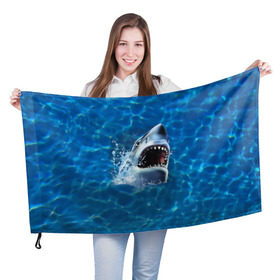 Флаг 3D с принтом Пасть акулы в Екатеринбурге, 100% полиэстер | плотность ткани — 95 г/м2, размер — 67 х 109 см. Принт наносится с одной стороны | акула | атака | белая | брызги | вода | волны | зубы | капли | море | океан | опасность | синяя | челюсти | эффект