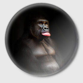Значок с принтом Горилла в Екатеринбурге,  металл | круглая форма, металлическая застежка в виде булавки | горилла | животные | обезьяна | прикол | природа | смешно | юмор | язык