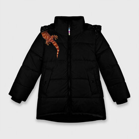 Зимняя куртка для девочек 3D с принтом Ручной геккон в Екатеринбурге, ткань верха — 100% полиэстер; подклад — 100% полиэстер, утеплитель — 100% полиэстер. | длина ниже бедра, удлиненная спинка, воротник стойка и отстегивающийся капюшон. Есть боковые карманы с листочкой на кнопках, утяжки по низу изделия и внутренний карман на молнии. 

Предусмотрены светоотражающий принт на спинке, радужный светоотражающий элемент на пуллере молнии и на резинке для утяжки. | Тематика изображения на принте: варан | геккон | домашнее животное | игуана | любимец | люблю животных | милая ящерка | милый зверек | мой дракон | пресмыкающиеся | ручная ящерица | ручной геккон | ручной дракон | ручной зверек