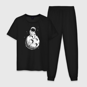 Мужская пижама хлопок с принтом Космонавт на луне в Екатеринбурге, 100% хлопок | брюки и футболка прямого кроя, без карманов, на брюках мягкая резинка на поясе и по низу штанин
 | 12 апреля | mars one | nasa | space | астронавт | гагарин | день космонавтики | звезды | илон маск | инопланетянин | корабль | королев | космический | космонавт | космос | леонов | марс ван | мкс | наса | насо | нло