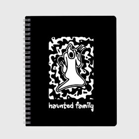 Тетрадь с принтом Haunted Family / Kizaru в Екатеринбурге, 100% бумага | 48 листов, плотность листов — 60 г/м2, плотность картонной обложки — 250 г/м2. Листы скреплены сбоку удобной пружинной спиралью. Уголки страниц и обложки скругленные. Цвет линий — светло-серый
 | Тематика изображения на принте: born to trap | ghost | haunted family | кизару | хорошая работа олег