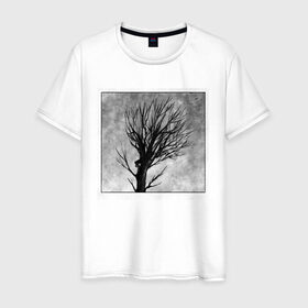 Мужская футболка хлопок с принтом Дом на дереве в Екатеринбурге, 100% хлопок | прямой крой, круглый вырез горловины, длина до линии бедер, слегка спущенное плечо. | ветки | графика | дерево | дом | жуткий | мрачный | небо | одиночество | пасмурно | пустота