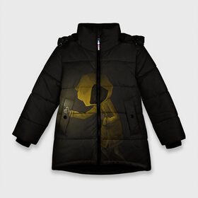 Зимняя куртка для девочек 3D с принтом Little Nightmares В Темноте в Екатеринбурге, ткань верха — 100% полиэстер; подклад — 100% полиэстер, утеплитель — 100% полиэстер. | длина ниже бедра, удлиненная спинка, воротник стойка и отстегивающийся капюшон. Есть боковые карманы с листочкой на кнопках, утяжки по низу изделия и внутренний карман на молнии. 

Предусмотрены светоотражающий принт на спинке, радужный светоотражающий элемент на пуллере молнии и на резинке для утяжки. | Тематика изображения на принте: games | little nightmares | доктор | игра | игрок | литл найтмерс | моно | охотник | повар | призрак | руки | сказка | страшилка | страшный сон | темнота | хорор | хоррор | шестая