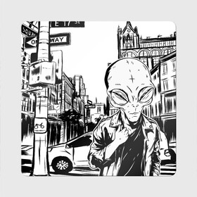 Магнит виниловый Квадрат с принтом Портрет пришельца в Нью Йорке в Екатеринбурге, полимерный материал с магнитным слоем | размер 9*9 см, закругленные углы | Тематика изображения на принте: alien | art | hipster | illustration | landscape | new york | ufo | арт | иллюстрация | инопланетянин | картина | нло | нью йорк | пейзаж | пешеходный переход | пришелец | рисунок | рисунок карандашом | светофор | указатель