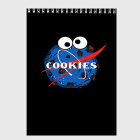 Скетчбук с принтом Cookies в Екатеринбурге, 100% бумага
 | 48 листов, плотность листов — 100 г/м2, плотность картонной обложки — 250 г/м2. Листы скреплены сверху удобной пружинной спиралью | cookies | nasa | астронавт | астрономия | глазки | земля | космос | наса | печенье | печеньки | планета | смайл | спутник