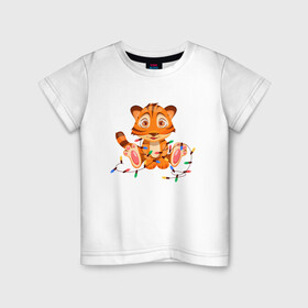 Детская футболка хлопок с принтом Тигренок в гирляндах в Екатеринбурге, 100% хлопок | круглый вырез горловины, полуприлегающий силуэт, длина до линии бедер | 2022 | год тигра | новый год | новый год 2022 | символ года | тигр | тигренок | тигрица | тигры