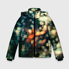 Зимняя куртка для мальчиков 3D с принтом Obscured by Clouds - Pink Floyd в Екатеринбурге, ткань верха — 100% полиэстер; подклад — 100% полиэстер, утеплитель — 100% полиэстер | длина ниже бедра, удлиненная спинка, воротник стойка и отстегивающийся капюшон. Есть боковые карманы с листочкой на кнопках, утяжки по низу изделия и внутренний карман на молнии. 

Предусмотрены светоотражающий принт на спинке, радужный светоотражающий элемент на пуллере молнии и на резинке для утяжки | pink floyd | pinkfloyd | альбом | арт | артрок | дэвид гилмор | пинк флойд | пинкфлойд | прогрессивный | психоделический | ричард райт | роджер уотерс | рок группа | сид барретт | симфонический | спэйс | эйсид